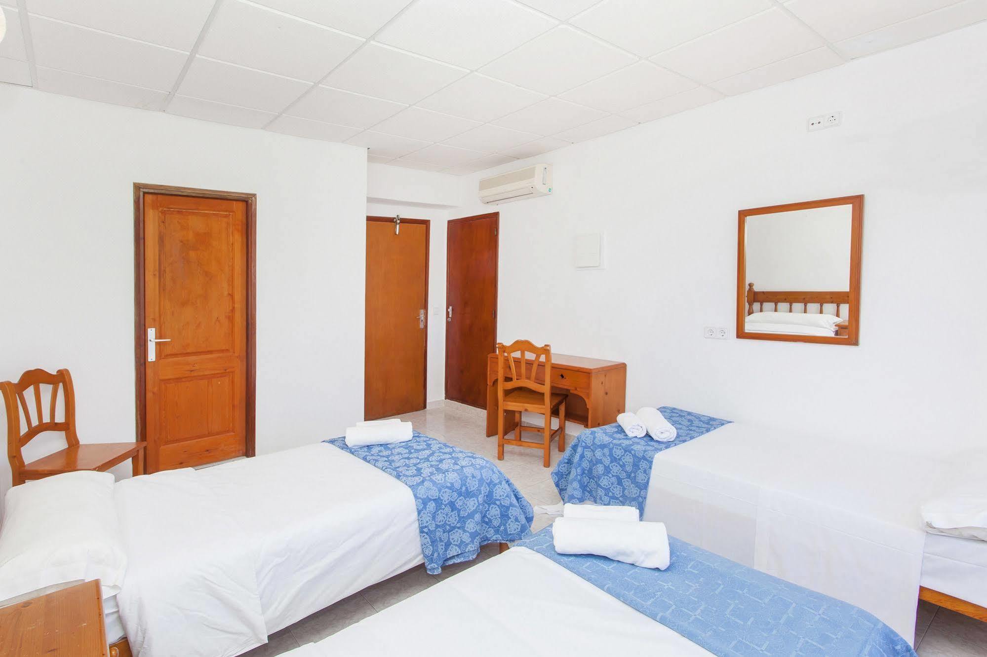 Can Beia Hostal Boutique (Adults Only) San Antonio  Luaran gambar